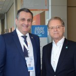 Claiton Armelin, da CVC, com Orlando Souza, do Fohb
