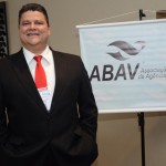 Colombo Cialdini, presidente da Abav-CE