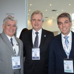 Edmar Bull, da Abav, entre Marcelo Matera e Fernando Santos, da Aviesp