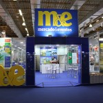 Entrada do estande do M&E