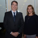 Ricardo Lindington, do E-Facil Plus, com Maru Frias, da Travelport