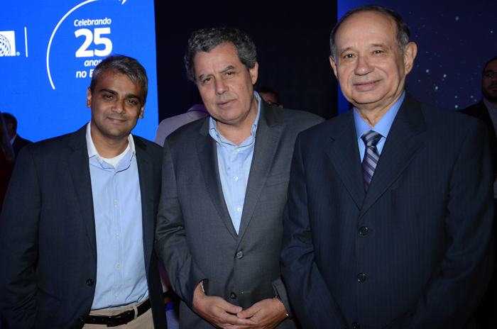 Abhi Shah, da Azul, Luiz Eduardo Falco, da CVC, e Antonio Americo, da Azul Abhi Shah, da Azul, Luiz Eduardo Falco, da CVC, e Antonio Americo, da Azul