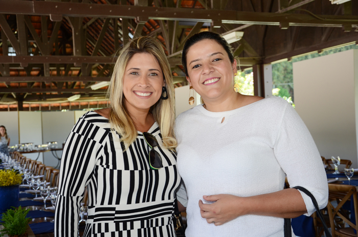 Edilaine Oliveira e Tathiana Machado, da Latam Travel Edilaine Oliveira e Tathiana Machado, da Latam Travel