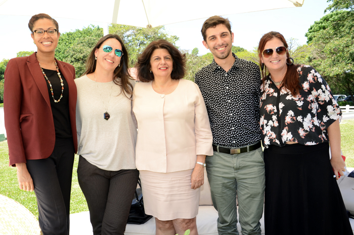 Hennia Somerville, Jussara Haddad e Thales Demarchi, do Consulado Americano, e Lizandra Pajak e Ana Elisa, do Brand USA Hennia Somerville, Jussara Haddad e Thales Demarchi, do Consulado Americano, e Lizandra Pajak e Ana Elisa, do Brand USA