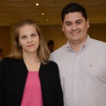 Josiane Drechsler, do Clube Turismo, e Ederson Reis, consultor de Negócios