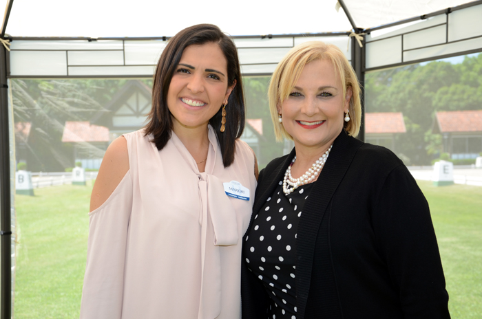 Marjorie Schroeder e lisha Duarte, do Sea World Marjorie Schroeder e lisha Duarte, do Sea World