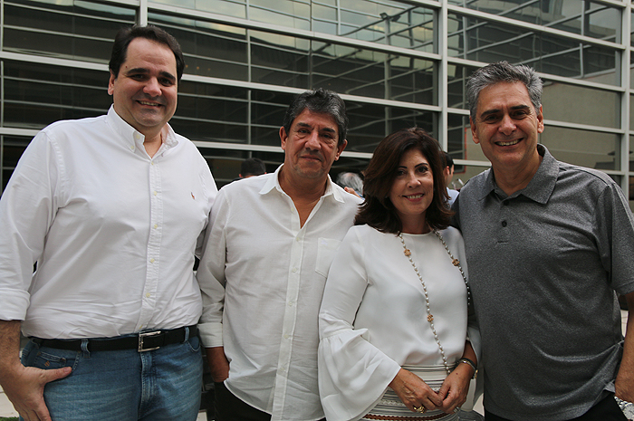 Eduardo Bernardes, da Gol, Humberto Vieira, da Primus Turismo e sua esposa Regina Vieira, Fernando Dias, da Master Turismo Eduardo Bernardes, da Gol, Humberto Vieira, da Primus Turismo e sua esposa Regina Vieira, Fernando Dias, da Master Turismo