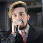 Luan Santana canta seus sucessps