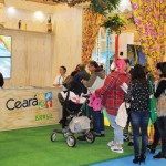 Como acontece em todas as feiras, fila no estande do CE para ganhar brindes