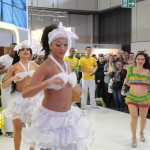 As meninas mostraram o samba no pé