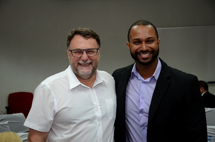 Elton Gonçalves e Fernando Lafalce, Aerolíneas Argentinas Elton Gonçalves e Fernando Lafalce, Aerolíneas Argentinas
