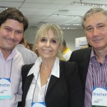 Lucas Lima e Jandyra Coutinho, da MK Travel, com Luiz Strauss, da Sindetur-RJ