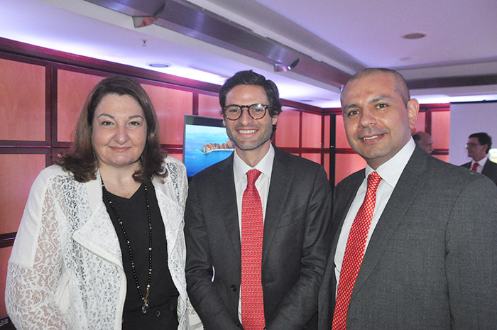 Magda Nassar, presidente da Braztoa, com Felipe Jaramillo e Alejandro Paláez, presidente e diretor Brasil da Procolombia