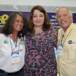 Magda Nassar, presidente da Braztoa, com Mari Masgrau, do M&E, e Roberto Campeas, da Magic Stars