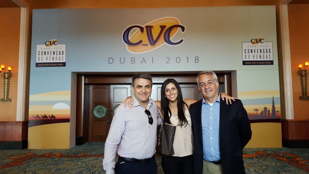 Marcello Pattelli, gerente sênior Produtos Europa e Exóticos), Nathalia Moura, gerente de Exóticos, e Sylvio Ferraz, diretor-executivo de Produtos Terrestres Internacional Marcello Pattelli, gerente sênior Produtos Europa e Exóticos), Nathalia Moura, gerente de Exóticos, e Sylvio Ferraz, diretor-executivo de Produtos Terrestres Internacional
