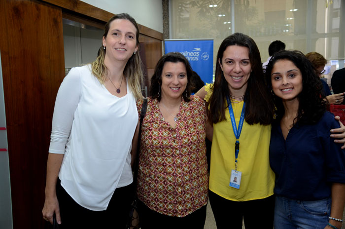 Nathalie Smith, da Stella Barros, Jaqueline Rodrigues, da MGM, Sonaira Zanella, da Aerolíneas Argentinas, e Larissa Sousa, da TGK Nathalie Smith, da Stella Barros, Jaqueline Rodrigues, da MGM, Sonaira Zanella, da Aerolíneas Argentinas, e Larissa Sousa, da TGK
