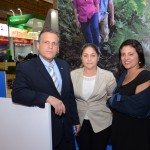 Mariano Fernandez e Isabel Sanz, do Turismo de Cuba, e Cristiane Silva, da Sanchat Tour