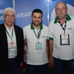 João Carlos e Danilo Petry, da secretaria de Turismo de Balneário Camboriú, e Sergio Schultz, da Costa Verde