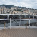 Ponte dos Suspiros, passarela de vidro localizada no deck 16