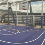 Quadra pliesportiva, localizada no deck 18