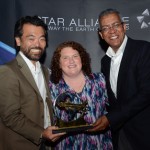 Rebecca Meadows, da Avianca, Eduardo Kina e Reifer Souza, da Alatur JTB