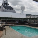 Área da Jungle Pool conta com jacuzzis e teto retrátil