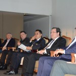 Autoridades reunidas durante a cerimônia de abertura