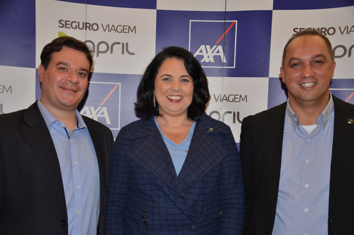 Luiz Gustavo da Costa, Claudia Brito e Celso Andrade, da April Brasil