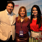 Vitor Bauab, do M&E, Denise Arencibia, do Visit Florida, e Luciana Fernandes, do M&E