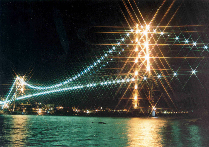 Ponte Hercílio Luz, cartão postal de Florianópolis, é reinaugurada após 28 anos 1 Florianóplis - Ponte Hercílio Luz Foto Divulgação Santur / CVB Florianópolis