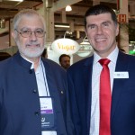 Benjamín Liberoff, do Ministerio do Turismo do Uruguay, e Craig Moyes, da Reed Travel Exhibitions