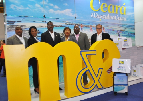 Turks & Caicos promove diversidade dos atrativos 1 Don Gardiner, Garde Allyn, Ralph Higgs, Hon Porsha Stubbs Smith, Wayne Garland e Mauricio Vianna
