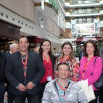 Equipe de operadores do Brasil com Margaret Grantahm, da DZT