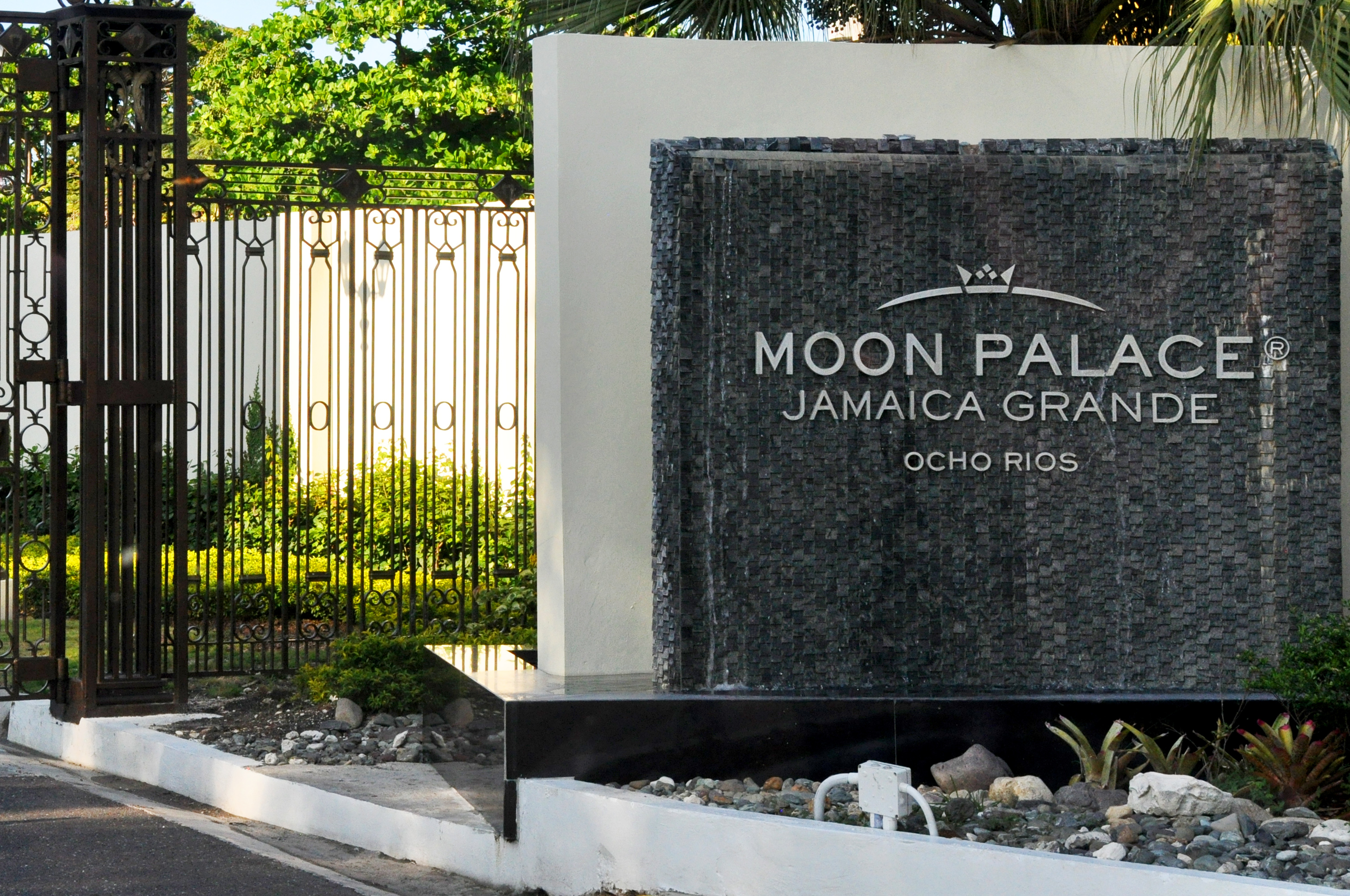 Fachada do Moon Palace Jamaica Grande