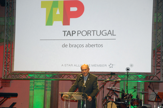 Tap: 2015 foi um ano de superação, queda nas vendas e privatização Fernando Pinto, presidente da Tap