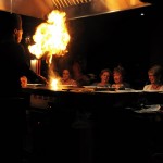 No Restaurante asiático Momo, cada mesa tem seu próprio chef