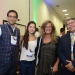 Vladimiro Villalta, Clara Barros e Abelino Argueta Lazo, da República de El Salvador, com Mari Masgrau, do M&E