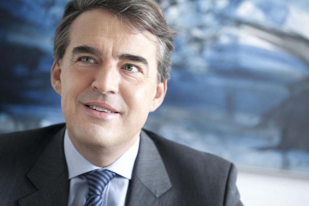 Distanciamento social em voos significaria fim das viagens baratas, diz CEO da Iata 1 Alexandre Juniac, diretor geral da Iata