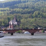 A chegada a Miltenberg pelo rio Main A chegada a Miltenberg pelo rio Main