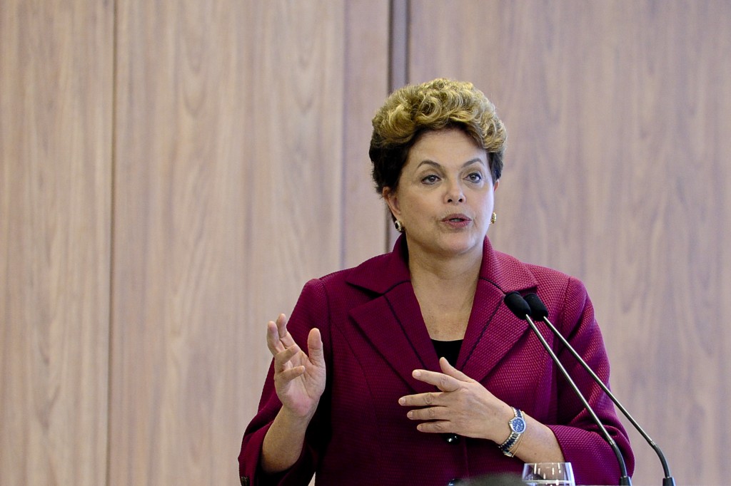 Brasilia - Presidenta Dilma Rousseff recebe o presidente da Ucrnia, Viktor Yanukovitch