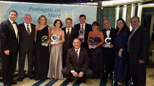 Dario Rustico e Dario Parazzoli, com agentes brasileiros premiados Foto Divulgação