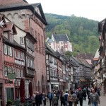 Grande fluxo de turistas em Miltenberg Grande fluxo de turistas em Miltenberg