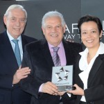 Ian Gillespie e Claudia Shishido, da Avianca, com Eraldo Palmerine, da BRT
