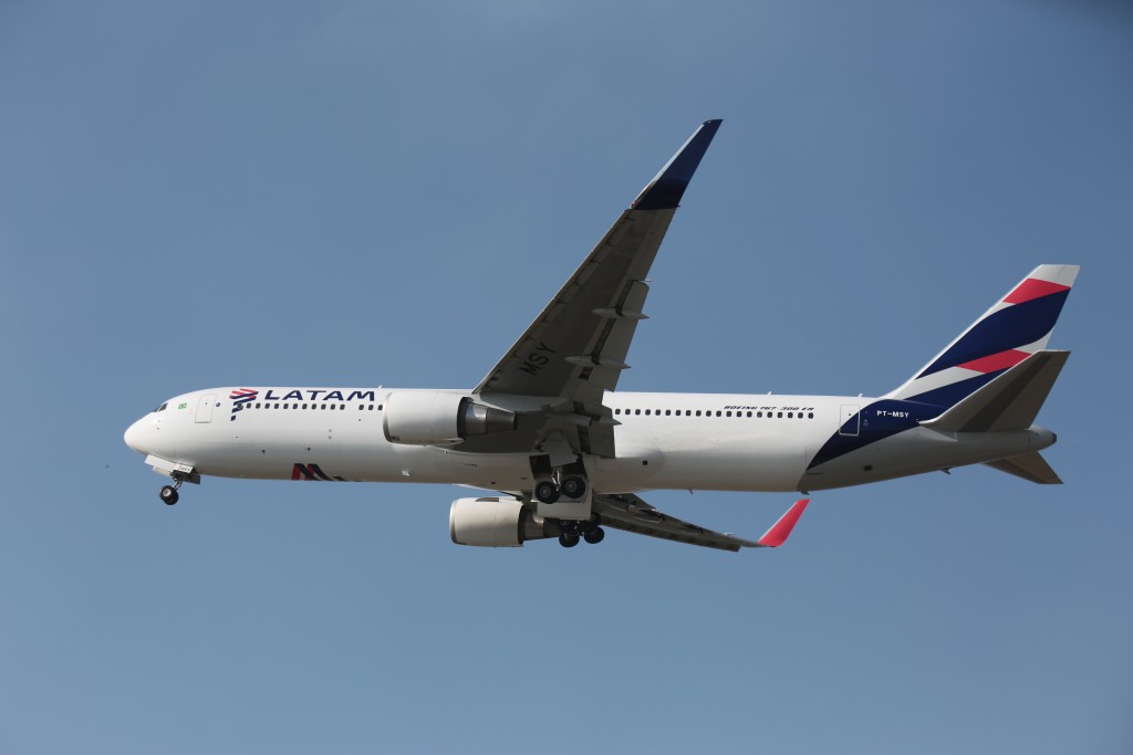Grupo Latam inicia operações comerciais e aposenta oficialmente a marca Tam 2 LATAM_GRU Airport_São Paulo_by Marcio Jumpei _ LATAM 28