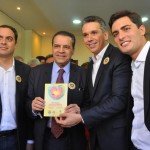 Paulo Câmara, governador de PE, Henrique Alves, ministro do Turismo, Felipe Carreras, Secretário de Turismo de PE, e Camilo Simões, secretário de Turismo e Lazer do Recife 