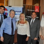 Rodrigo Galvão, da Emirates, Miguel Andrade, da Transmundi, Rosa Masgrau, do M&E, Marcelo Abreu e Carolina Logato, da Emirates Rodrigo Galvão, da Emirates, Miguel Andrade, da Transmundi, Rosa Masgrau, do M&E, Marcelo Abreu e Carolina Logato, da Emirates