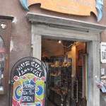 ČESKÝ KRUMLOV - Museu de Marionetes, uma das atrações locais ČESKÝ KRUMLOV - Museu de Marionetes, uma das atrações locais