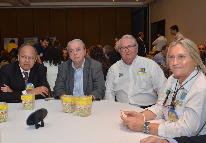 Adolfo Martins, do Grupo Folha Dirigida, Nilo Felix, secretario de Turismo do Rio de Janeiro, Roy Taylor e Rosa Masgrau, do M&E Adolfo Martins, do Grupo Folha Dirigida, Nilo Felix, secretario de Turismo do Rio de Janeiro, Roy Taylor e Rosa Masgrau, do M&E