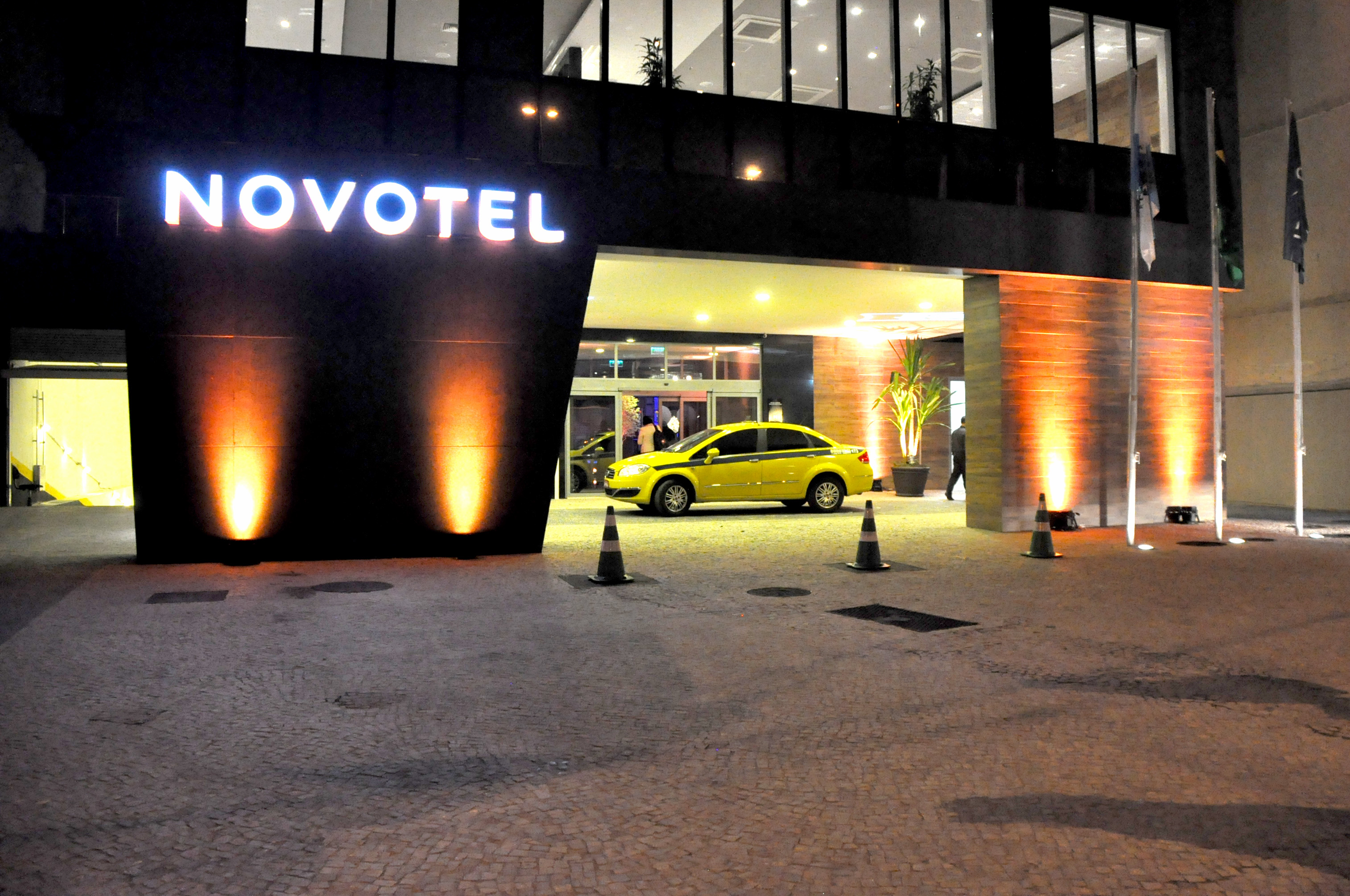 Accor chega a marca de 30 hotéis no RJ com novo Novotel e ibis budget; conheça Accor chega a marca de 30 hotéis no RJ com novo Novotel e ibis budget; conheça
