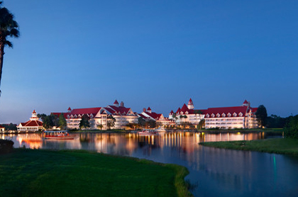 “Estamos arrasados”, diz VP da Disney sobre menino desaparecido Grand Floridian Resort
